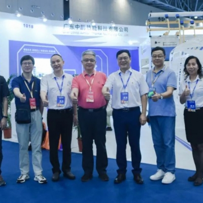 见证岩板新市场，体验窑炉新聚变